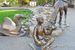 Скульптурная композиция Мальчик с верблюдами на Кировке